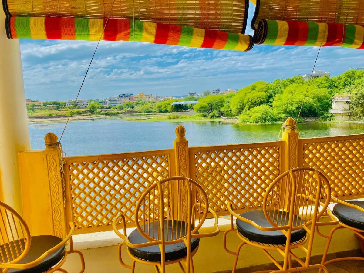Jaydurg, A Lakehead Property At Pichola Lake By An Hotels Udaipur Extérieur photo