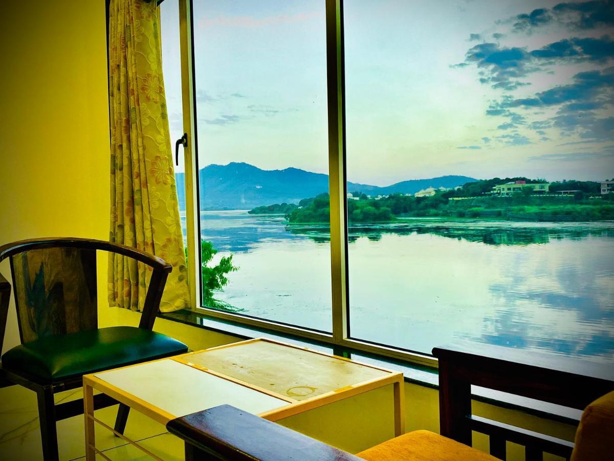 Jaydurg, A Lakehead Property At Pichola Lake By An Hotels Udaipur Extérieur photo